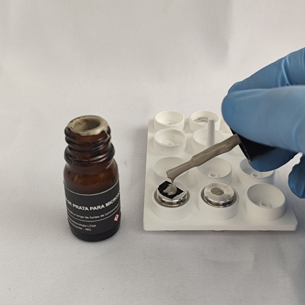 Tinta condutiva de prata para microscopia - Image 4